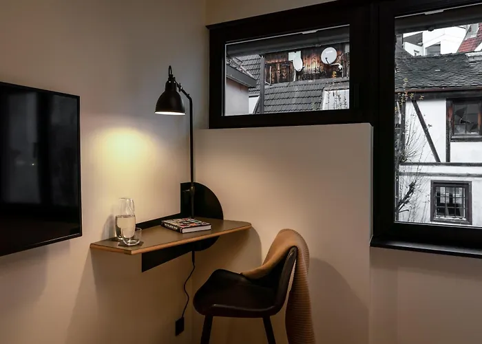 The Adams - Self Check In Hotel